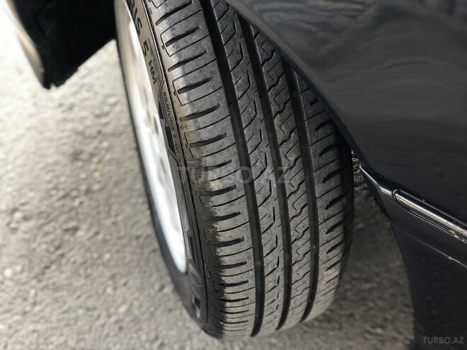 Mercedes C 200 1999, 212,450 km - 2.0 l - Bakı