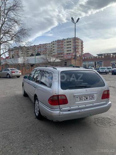 Mercedes E 240 1998, 325,000 km - 2.4 l - Gəncə