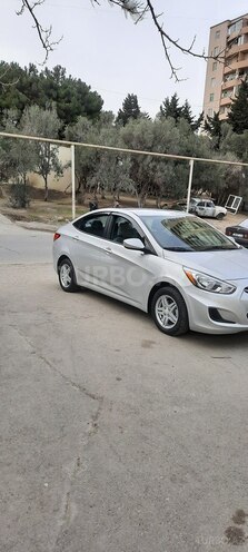 Hyundai Accent 2015, 130,000 km - 1.6 l - Bakı