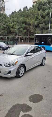Hyundai Accent 2015, 130,000 km - 1.6 l - Bakı