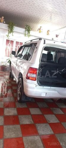 Mitsubishi Pajero io 1999, 285,000 km - 1.8 l - Bakı