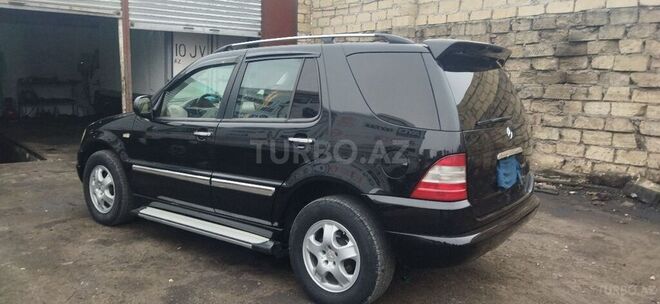 Mercedes ML 320 2000, 270,000 km - 3.2 l - Gəncə