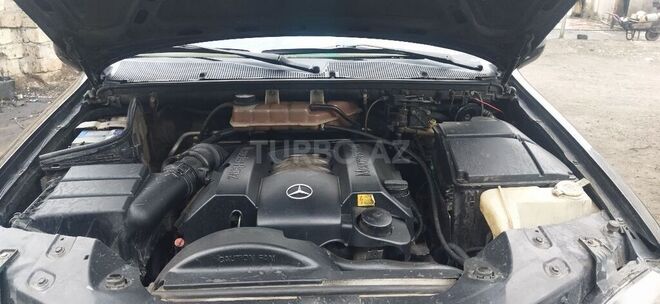 Mercedes ML 320 2000, 270,000 km - 3.2 l - Gəncə