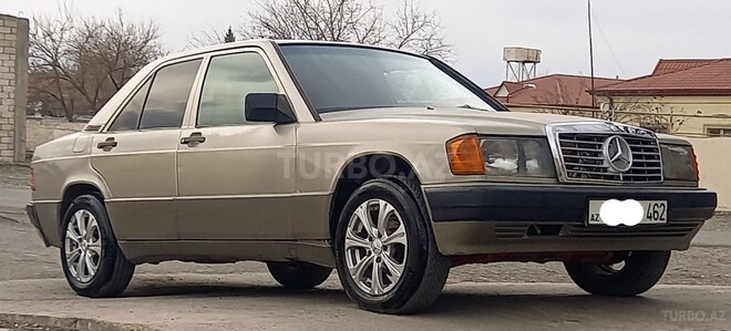 Mercedes 190 1989, 235,000 km - 2.0 л - Bərdə