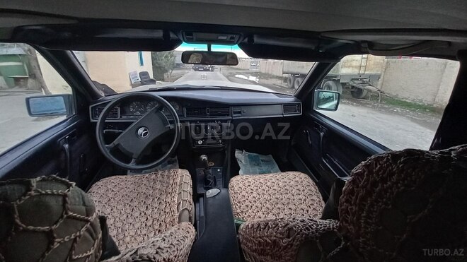 Mercedes 190 1989, 235,000 km - 2.0 л - Bərdə