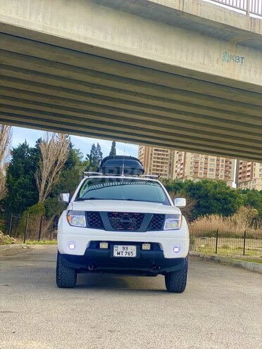 Nissan Navara 2013, 208,000 km - 2.5 l - Bakı