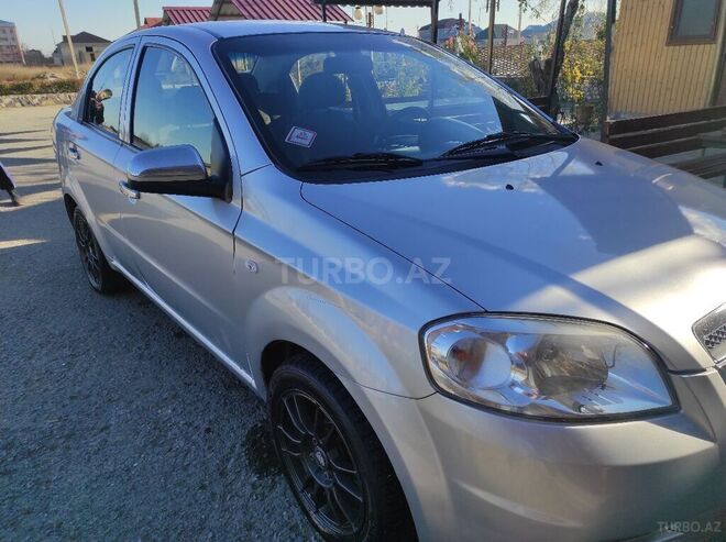 Chevrolet Aveo 2011, 164,000 km - 1.4 l - Yevlax