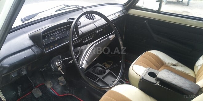 LADA (VAZ) 21011 1984, 128,640 km - 1.3 l - Göyçay