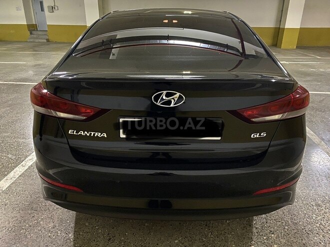 Hyundai Elantra 2018, 99,000 km - 2.0 l - Bakı