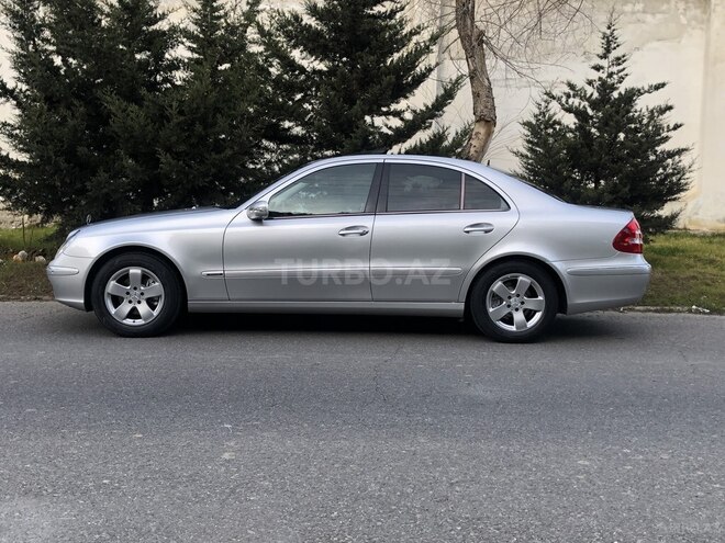 Mercedes E 240 2002, 343,000 km - 2.6 л - Bakı