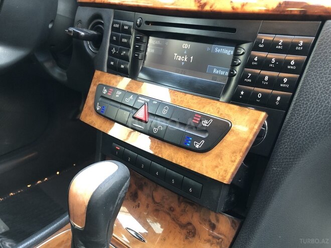Mercedes E 240 2002, 343,000 km - 2.6 л - Bakı