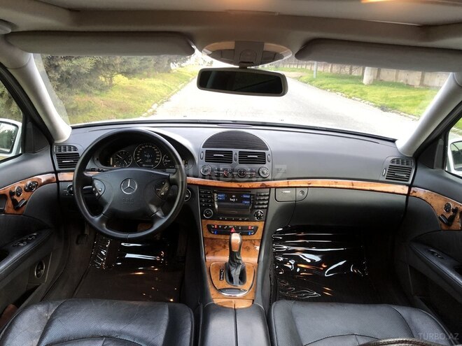 Mercedes E 240 2002, 343,000 km - 2.6 л - Bakı