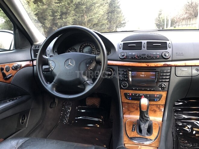 Mercedes E 240 2002, 343,000 km - 2.6 л - Bakı