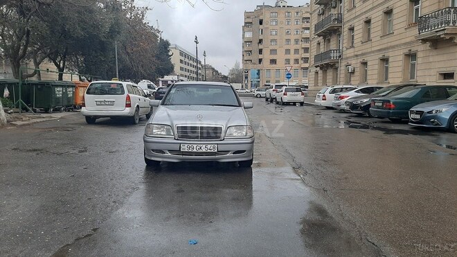 Mercedes C 220 1998, 365,000 km - 2.2 л - Bakı
