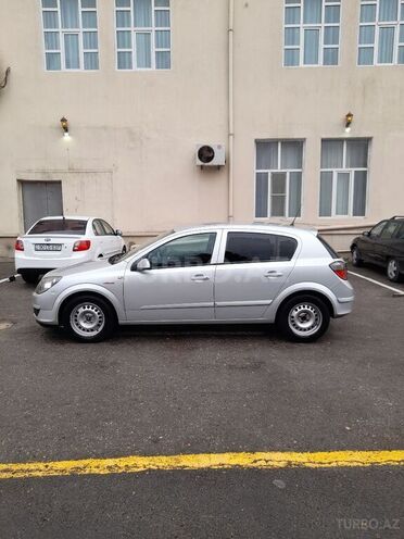 Opel Astra 2005, 209,000 km - 1.4 l - Bakı