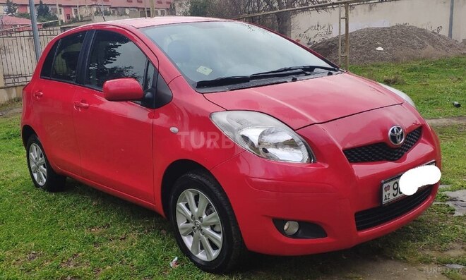 Toyota Yaris 2010, 94,647 km - 1.3 l - Bakı