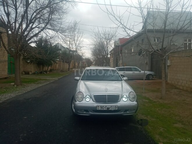 Mercedes E 240 1999, 323,000 km - 2.4 л - Ağcabədi