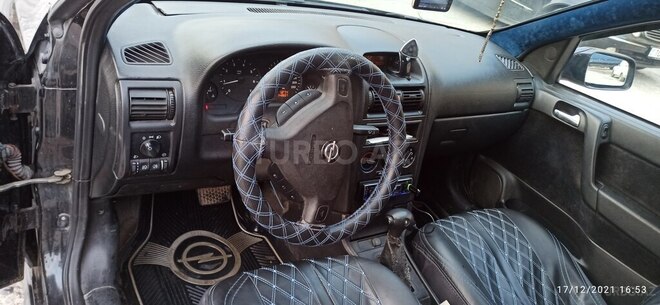 Opel Astra 2000, 250,000 km - 1.8 l - Bakı