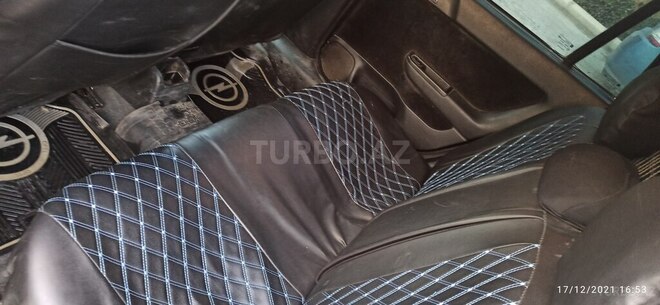 Opel Astra 2000, 250,000 km - 1.8 l - Bakı