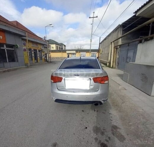 Kia Cerato 2009, 304,000 km - 2.0 л - Bakı