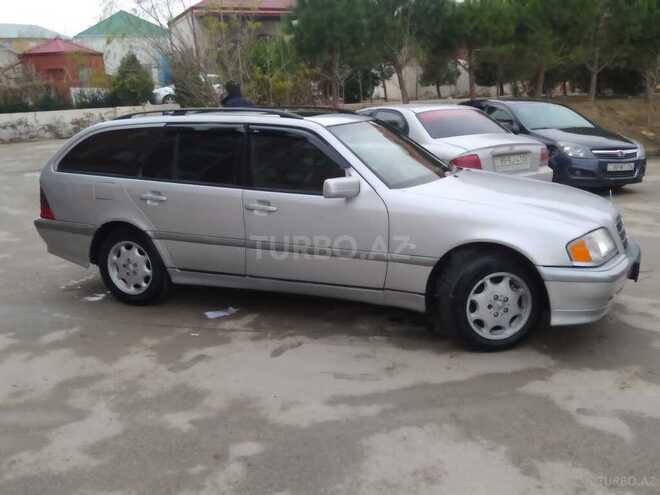 Mercedes C 220 2000, 297,000 km - 2.2 л - Bakı