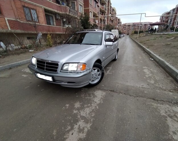 Mercedes C 220 2000, 297,000 km - 2.2 л - Bakı