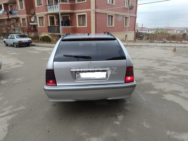 Mercedes C 220 2000, 297,000 km - 2.2 л - Bakı