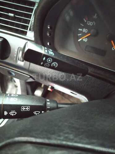 Mercedes C 220 2000, 297,000 km - 2.2 л - Bakı