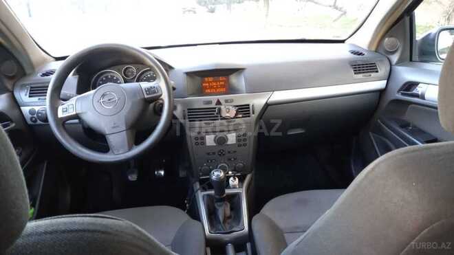 Opel Astra 2005, 300,000 km - 1.4 л - Bakı