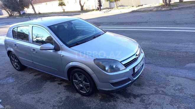 Opel Astra 2005, 300,000 km - 1.4 л - Bakı