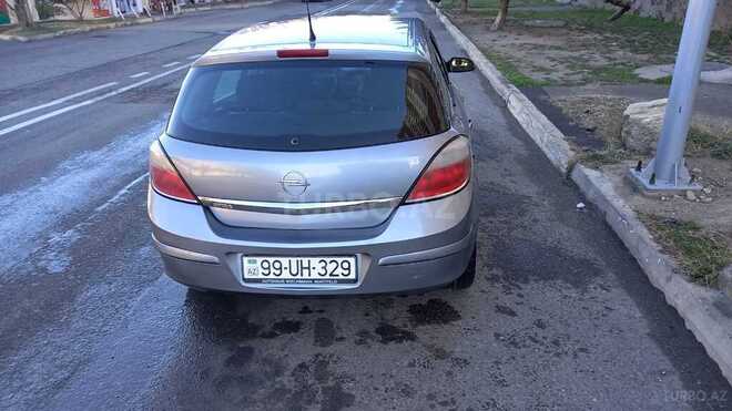 Opel Astra 2005, 300,000 km - 1.4 л - Bakı