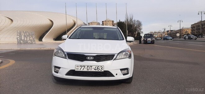 Kia Ceed 2010, 181,200 km - 1.6 л - Bakı