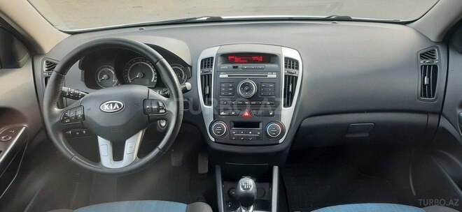 Kia Ceed 2010, 181,200 km - 1.6 л - Bakı