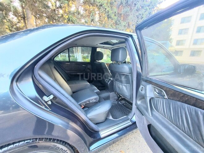 Mercedes E 240 1998, 252,000 km - 2.4 l - Sumqayıt