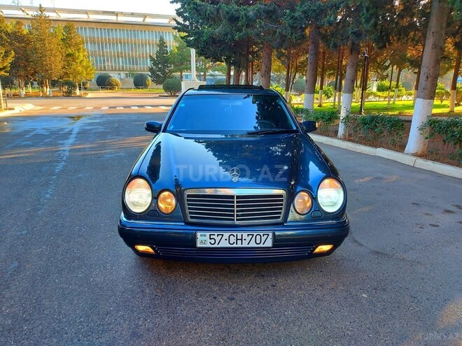 Mercedes E 240 1998, 252,000 km - 2.4 l - Sumqayıt