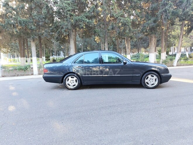 Mercedes E 240 1998, 252,000 km - 2.4 l - Sumqayıt
