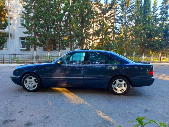 Mercedes E 240 1998, 252,000 km - 2.4 l - Sumqayıt