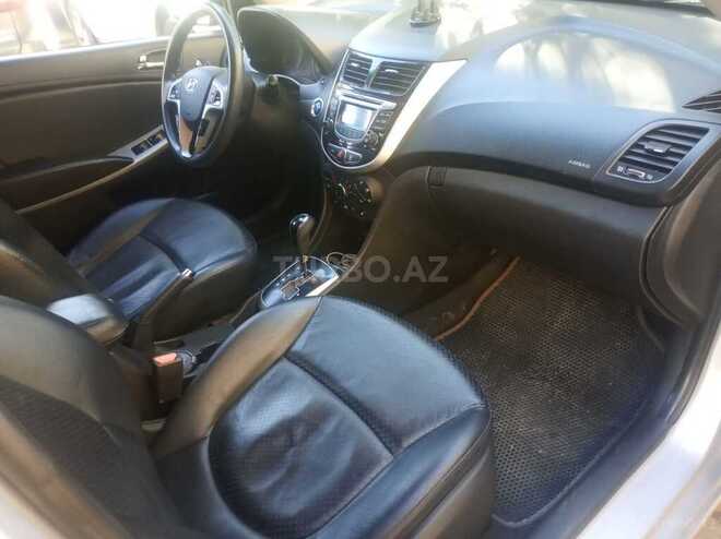 Hyundai Accent 2010, 233,000 km - 1.4 l - Qəbələ