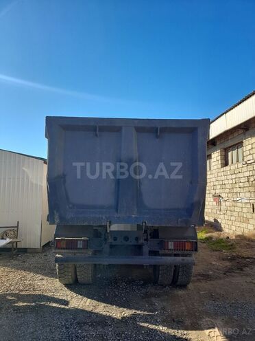 Mercedes  2012, 118,000 km - 12.0 l - Sumqayıt