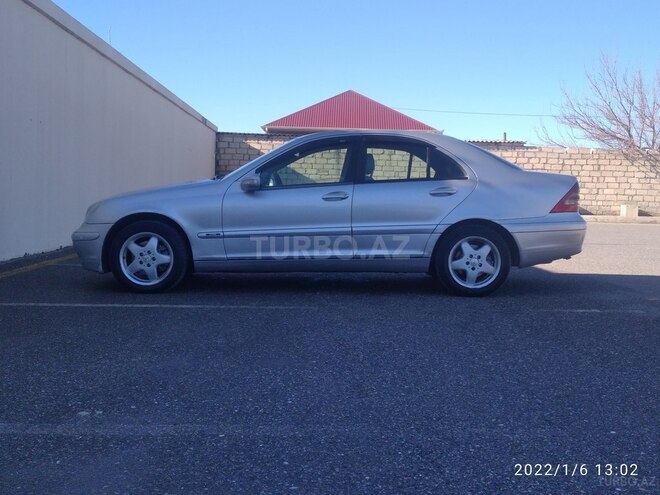 Mercedes C 240 2000, 341,000 km - 2.6 l - Sumqayıt