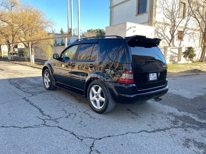 Mercedes ML 320 2000, 333,000 km - 3.2 л - Sumqayıt