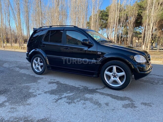 Mercedes ML 320 2000, 333,000 km - 3.2 л - Sumqayıt