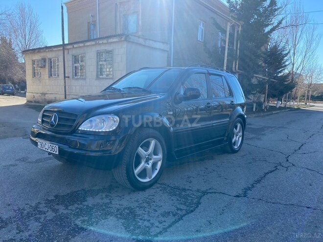 Mercedes ML 320 2000, 333,000 km - 3.2 л - Sumqayıt