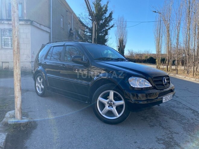 Mercedes ML 320 2000, 333,000 km - 3.2 л - Sumqayıt