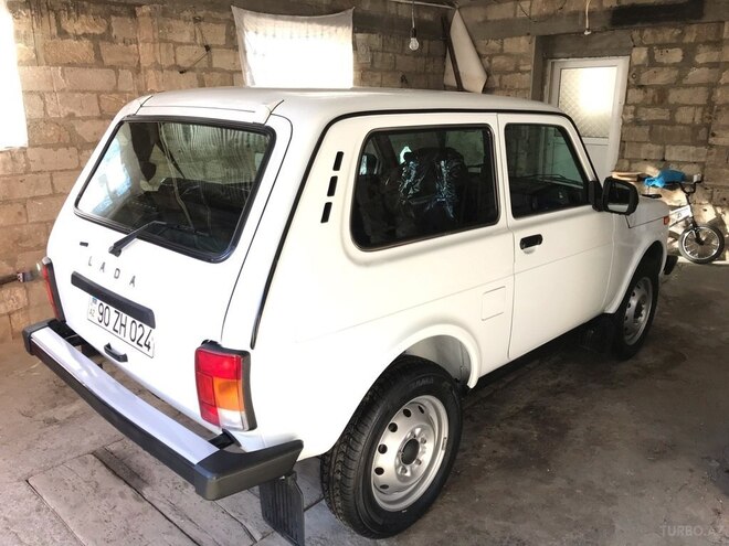 LADA (VAZ) Niva 2015, 129,000 km - 1.7 л - Quba