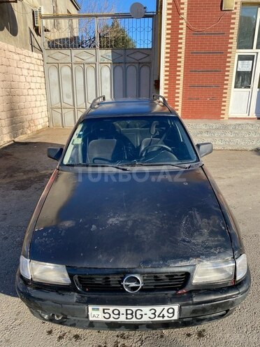 Opel Astra 1993, 380,000 km - 2.0 l - Bakı