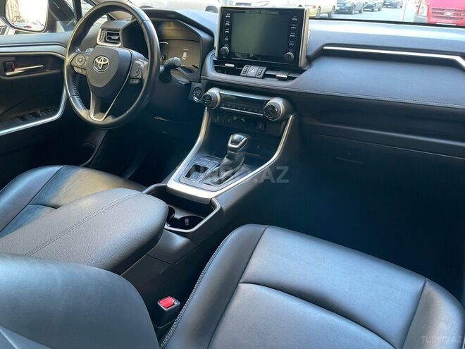Toyota RAV4 2020, 27,000 km - 2.0 l - Bakı