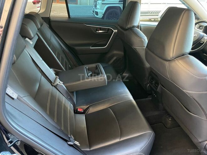 Toyota RAV4 2020, 27,000 km - 2.0 l - Bakı