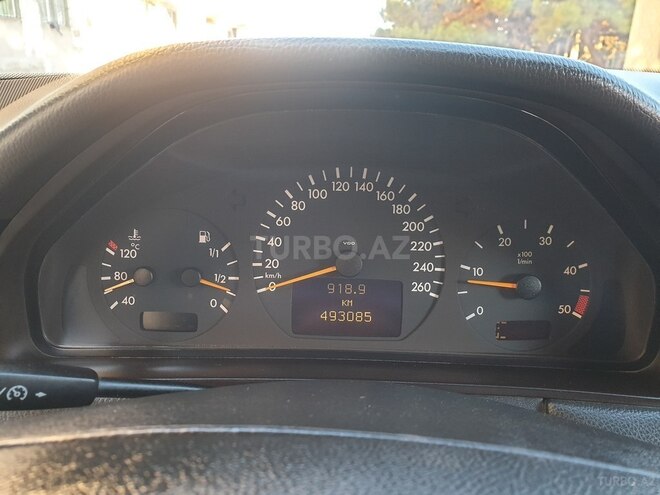 Mercedes E 220 2000, 490,903 km - 2.2 l - Bakı