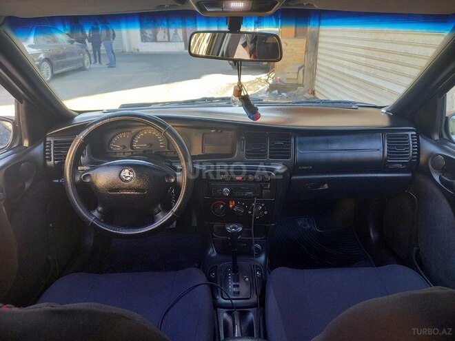 Opel Vectra 1997, 548,000 km - 1.8 l - Bakı